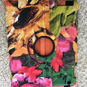 Ipad adjustable case